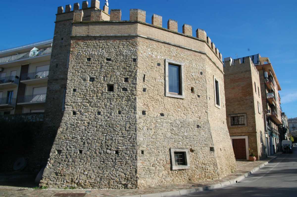 Castello Caldora