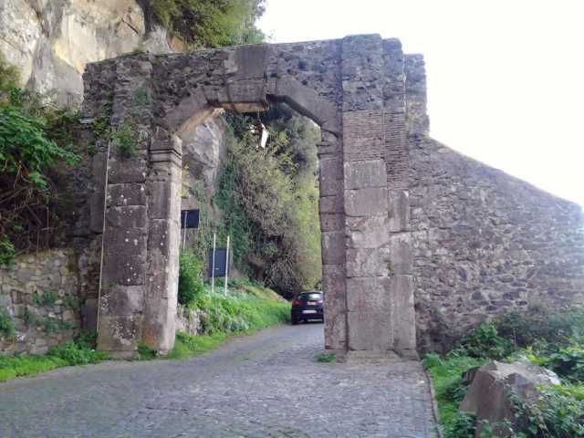 Arco della Portella