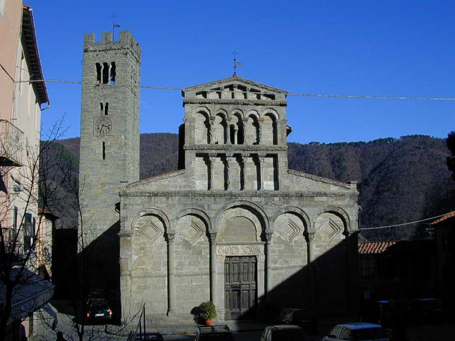 Santa Maria Assunta-Villa Basilica