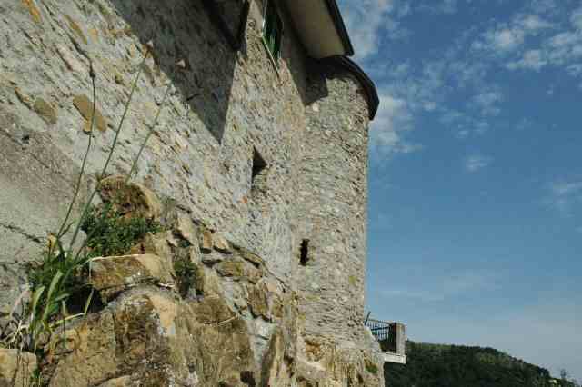 Una torre delle mura