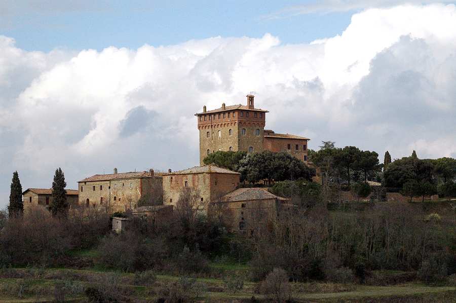 Il castello Massaini