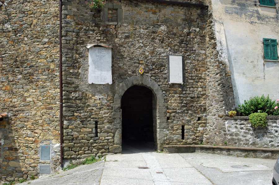 La porta del castello